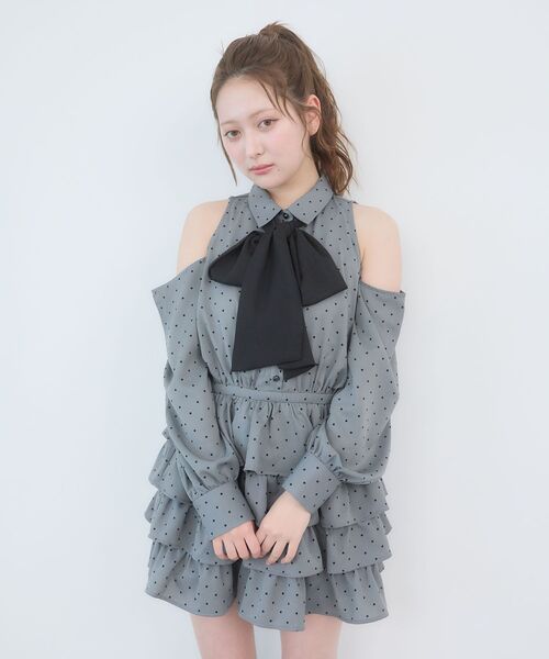 MAJESTIC LEGON（マジェスティックレゴン）の「肩あきリボンタイセットミニワンピ（ワンピース・レディース・グレー系その他/ホワイト系その他2・MEDIUM）」の21枚目の写真