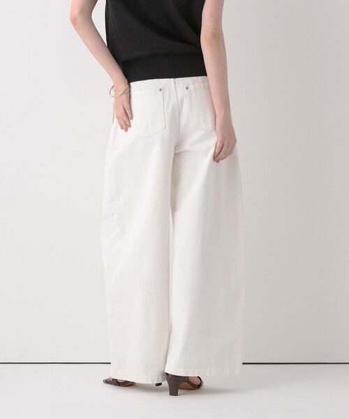 allureville(アルアバイル)の「ホワイトデニムワイドレッグパンツ(デニムパンツ・レディース・オフホワイト・2/1)」の7枚目の写真