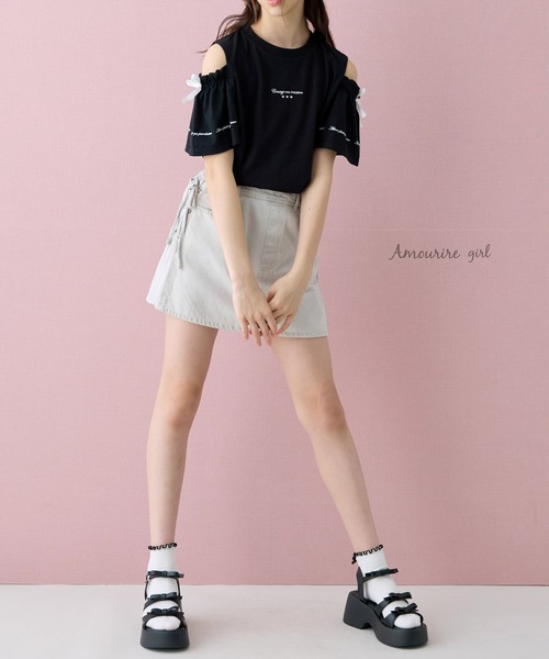 Amourire girl(アムリールガール)の「オープンショルダー リボン×ロゴプリント 半袖 Tシャツ/カットソー(Tシャツ/カットソー・キッズ・ライトパープル/ブラック/ホワイト/サックスブルー・160cm/150cm/140cm/130cm)」の12枚目の写真