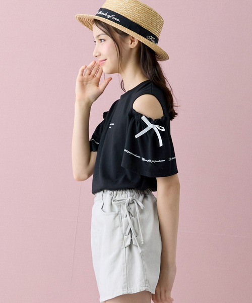 Amourire girl(アムリールガール)の「オープンショルダー リボン×ロゴプリント 半袖 Tシャツ/カットソー(Tシャツ/カットソー・キッズ・ライトパープル/ブラック/ホワイト/サックスブルー・160cm/150cm/140cm/130cm)」の14枚目の写真