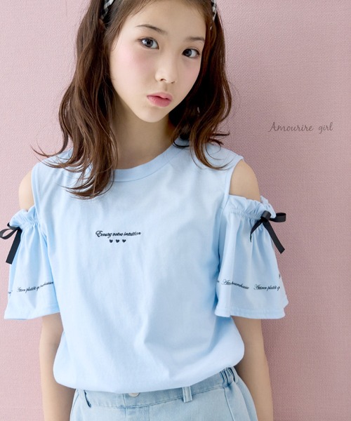 Amourire girl(アムリールガール)の「オープンショルダー リボン×ロゴプリント 半袖 Tシャツ/カットソー(Tシャツ/カットソー・キッズ・ライトパープル/ブラック/ホワイト/サックスブルー・160cm/150cm/140cm/130cm)」の8枚目の写真