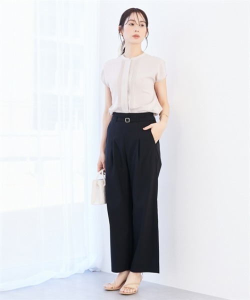 7days Life Styling(セブンデイズライフスタイリング)の「【UVカット/速乾】ストレッチパウダーサテンピンタックフレンチスリーブブラウス(シャツ/ブラウス・レディース・オフホワイト/グレイッシュベージュ/ネイビー・S/M/L/LL/3L)」の13枚目の写真