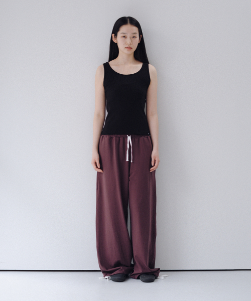 OHESHIO(オヘシオ)の「BASIC U-NECK SLEEVELESS, BLACK(Tシャツ/カットソー・レディース・その他・FREE)」の2枚目の写真