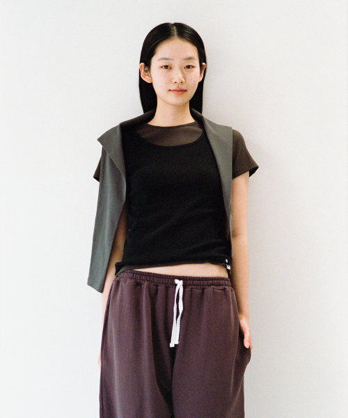 OHESHIO(オヘシオ)の「BASIC U-NECK SLEEVELESS, BLACK(Tシャツ/カットソー・レディース・その他・FREE)」の4枚目の写真