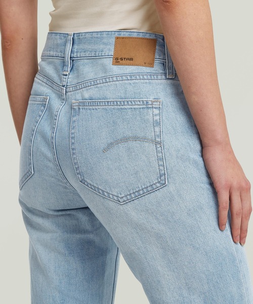 G-STAR(ジースター)の「Stevey 3D Flare Jeans/立体裁断ヴィンテージライクウォッシュ加工フレアジーンズ/カットオフブーツカットデニムパンツ(デニムパンツ・レディース・ライトブルー・26inch/25inch/24inch)」の3枚目の写真