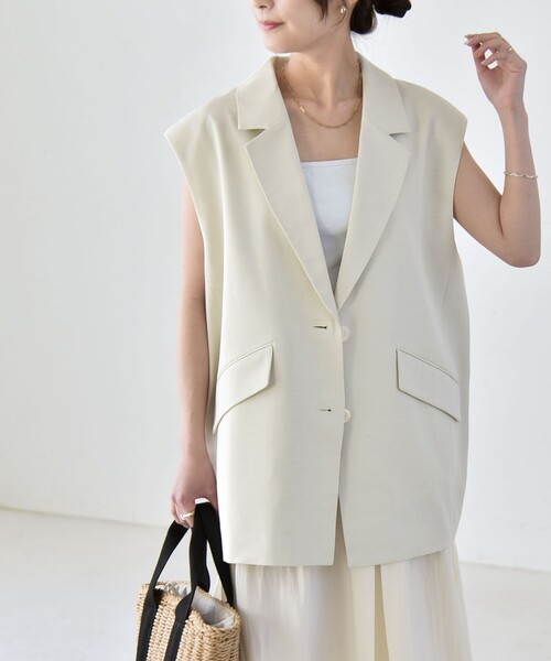 quaranciel(カランシエル)の「quaranciel: リネン ミックス テーラード オーバー ジレ(ベスト・レディース・ベージュ/ブラウン・ONE SIZE)」の5枚目の写真