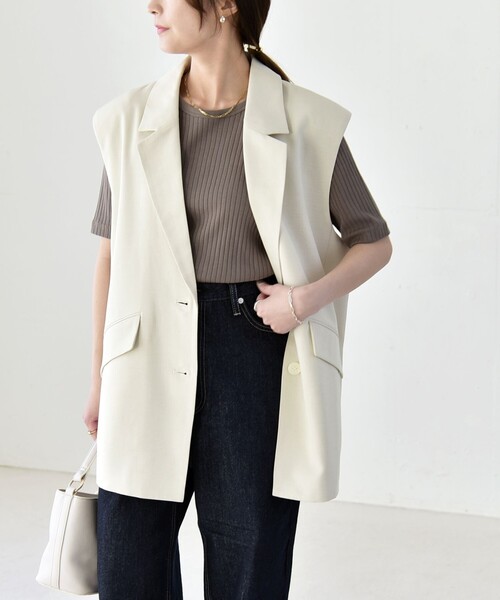quaranciel(カランシエル)の「quaranciel: リネン ミックス テーラード オーバー ジレ(ベスト・レディース・ベージュ/ブラウン・ONE SIZE)」の13枚目の写真