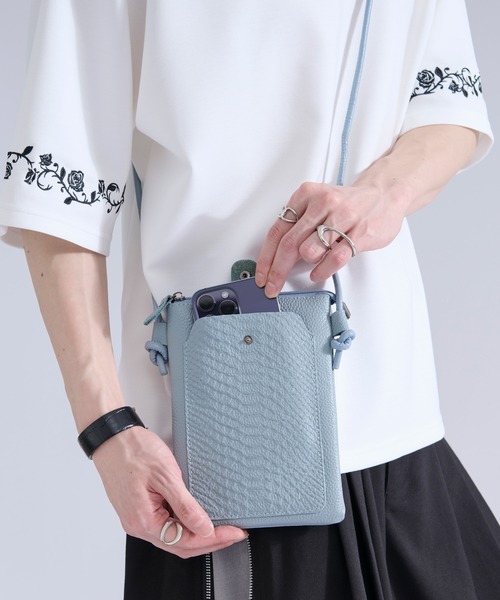 Ellno Loset（エルノロゼット）の「python mini shoulder bag/パイソンミニショルダーバッグ（ショルダーバッグ・メンズ・ブラック/ブルー系その他・FREE）」の8枚目の写真