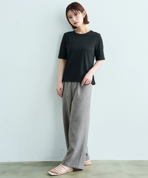 mil（ミル）の「【汗染み防止加工】 クルーネック リブ Tシャツ【587235】（Tシャツ/カットソー・レディース・モカ/ブラック/チャコールグレー・S/XS）」の4枚目の写真