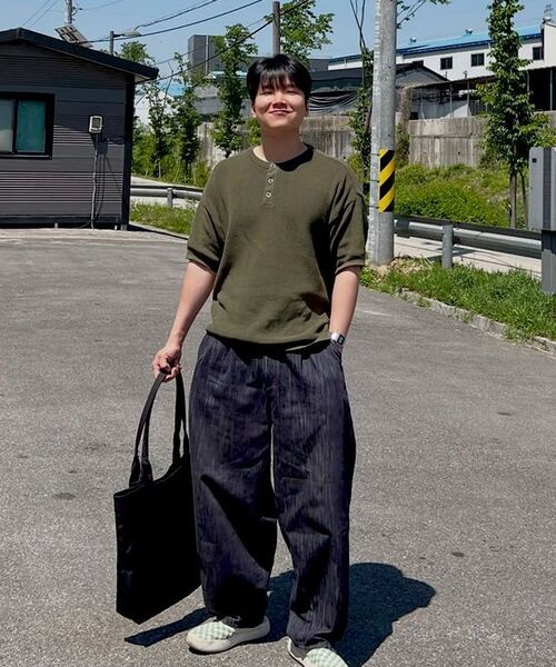 KNITTED(ニッティド)の「クールエバー ヘンリーネック 半袖ニット オリーブ(ニット/セーター・メンズ・その他・MEDIUM/LARGE/X-LARGE)」の18枚目の写真