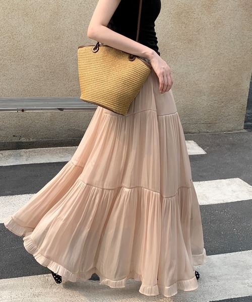 AMAJI(アマジ)の「フリル レースフリル ギャザー ティアード スカート ハイウエスト Aライン ロングスカート(スカート・レディース・ベージュ/ピンクベージュ/ブラック/ホワイト・X-LARGE/LARGE/MEDIUM/SMALL)」の4枚目の写真