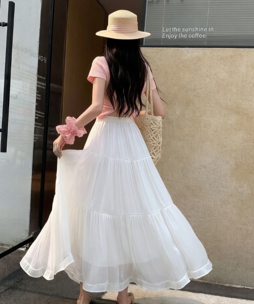 AMAJI(アマジ)の「フリル レースフリル ギャザー ティアード スカート ハイウエスト Aライン ロングスカート(スカート・レディース・ベージュ/ピンクベージュ/ブラック/ホワイト・X-LARGE/LARGE/MEDIUM/SMALL)」の6枚目の写真