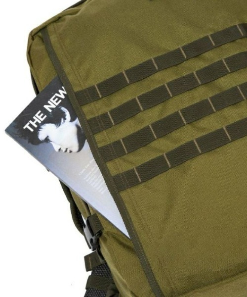 CABINZERO（キャビンゼロ）の「【CABINZERO/キャビンゼロ】 MILITARY 44L / バックパック リュック（バックパック/リュック・メンズ・ブラック/ダークグリーン・FREE）」の11枚目の写真