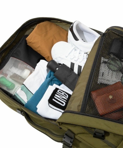 CABINZERO（キャビンゼロ）の「【CABINZERO/キャビンゼロ】 MILITARY 44L / バックパック リュック（バックパック/リュック・メンズ・ブラック/ダークグリーン・FREE）」の17枚目の写真