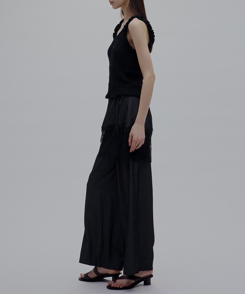 Ameri(アメリ)の「MEDI DENIMLIKE LACE DOCKING LAYERED PANT(その他パンツ・レディース・ピンク/スミクロ/ホワイト・MEDIUM/SMALL)」の13枚目の写真