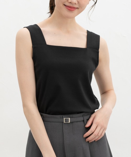 Honeys(ハニーズ)の「きれいめスクエアタンク(タンクトップ・レディース・グレイッシュベージュ/アイボリー/ブラウン/ブラック・L/S/M/LL)」の2枚目の写真