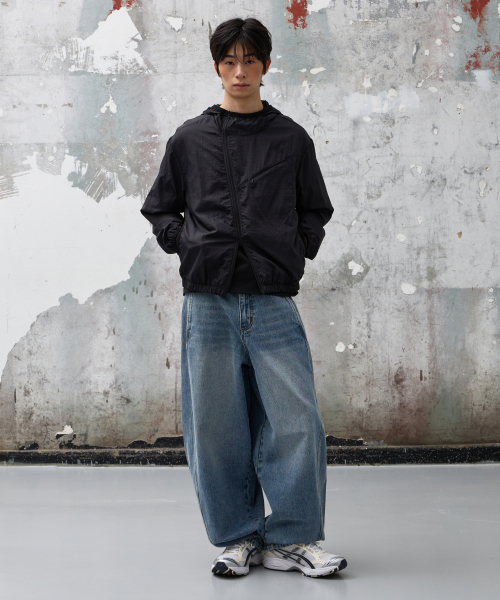AGOD（エージーオーディー）の「ウォッシュドバルーンデニムパンツ [ミディアムブルー]（デニムパンツ・レディース・その他・MEDIUM/LARGE/X-LARGE/SMALL）」の3枚目の写真