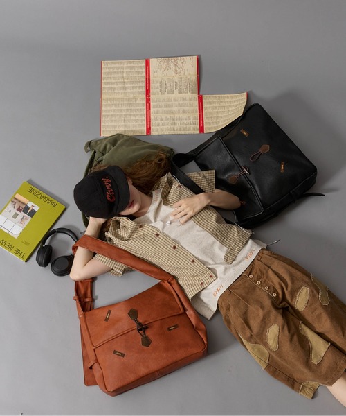 CIVVY.(シヴィ―)の「Vintage Satchel Shoulder Bag - ヴィンテージサッチェルショルダーバッグ -(ショルダーバッグ・メンズ・ブラック/ベージュ・FREE)」の9枚目の写真