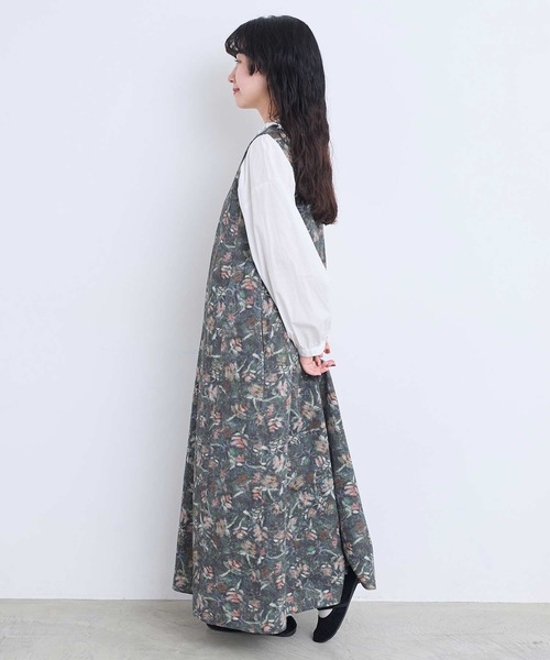 l'atelier du savon(アトリエドサボン)の「ばらのプリント ノースリーブワンピース ウエスト紐付き 2WAY仕様(ワンピース・レディース・グリーン/オレンジ・FREE)」の21枚目の写真
