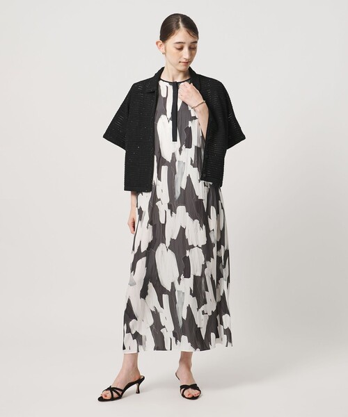 UNITED ARROWS（ユナイテッドアローズ）の「メッシュ スパングル カーディガン ‐ウォッシャブル‐（カーディガン/ボレロ・レディース・オフホワイト/ブラック/その他7・FREE）」の5枚目の写真