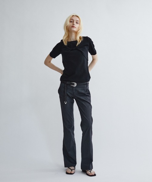 ANF.MUU（アンフムー）の「カットアウトフロントツイストTシャツ（Tシャツ/カットソー・レディース・アイボリー/ブラック・FREE）」の13枚目の写真