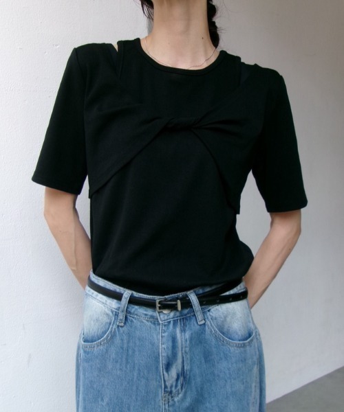 ANF.MUU（アンフムー）の「カットアウトフロントツイストTシャツ（Tシャツ/カットソー・レディース・アイボリー/ブラック・FREE）」の3枚目の写真