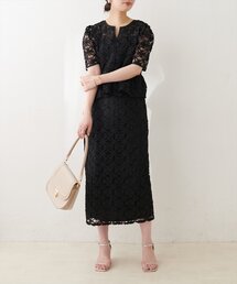 お花刺繍ナロースカート