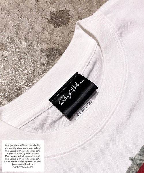minius（ミニウス）の「【MARILYN MONROE/マリリン・モンロー】フォトTシャツ ピグメント染め ヴィンテージ ユニセックス ハートフレーム（Tシャツ/カットソー・メンズ・ホワイト/ブラック・SMALL/MEDIUM/LARGE/X-LARGE）」の5枚目の写真