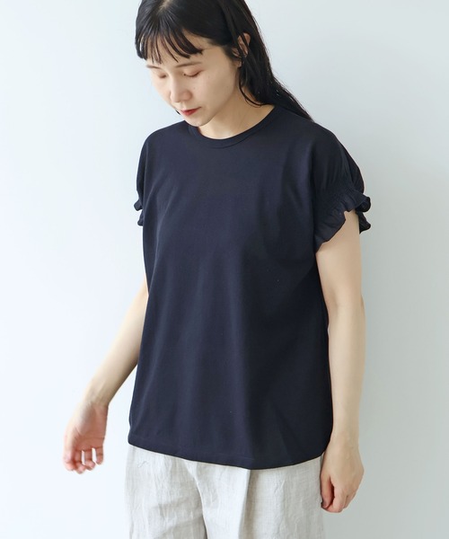 yuni（ユニ　）の「△強撚C/Ny sheer gather sleeve pullover（Tシャツ/カットソー・レディース・ホワイト/ブラック・FREE）」の11枚目の写真