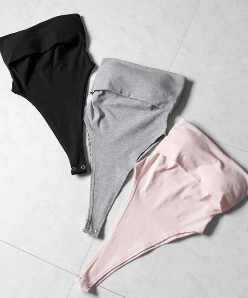 me+em select（ミームセレクト）の「【 ３color 】ボディスーツカットアウトベアトップ  ／bodysuits cutout bare tops（チューブトップ・レディース・ブラック/ピンク/グレー・FREE）」の4枚目の写真
