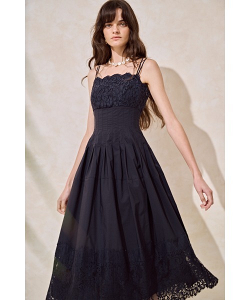 Estella.K(エステラケー)の「Sicilia Lace Dress コードレースタックドレス(ワンピース・レディース・ホワイト/ブラック/ピンク系・FREE)」の3枚目の写真