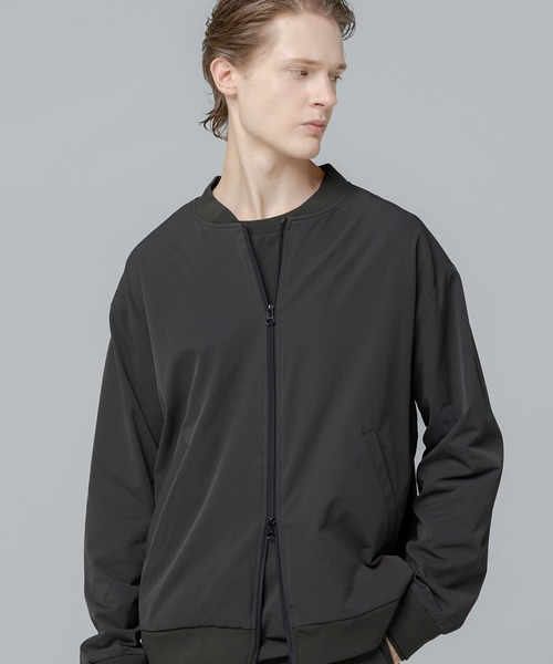 SPU(スプ)の「【セットアップ対応】 多機能素材ナイロン【URBAN FLEXOR】【防しわ、ストレッチ、ウォッシャブル、抗ピリング】 Essential MA-1 Nylon Blouson(MA-1・メンズ・チャコール/グレイッシュベージュ/ネイビー/ブラック・L/S/XL/M)」の16枚目の写真