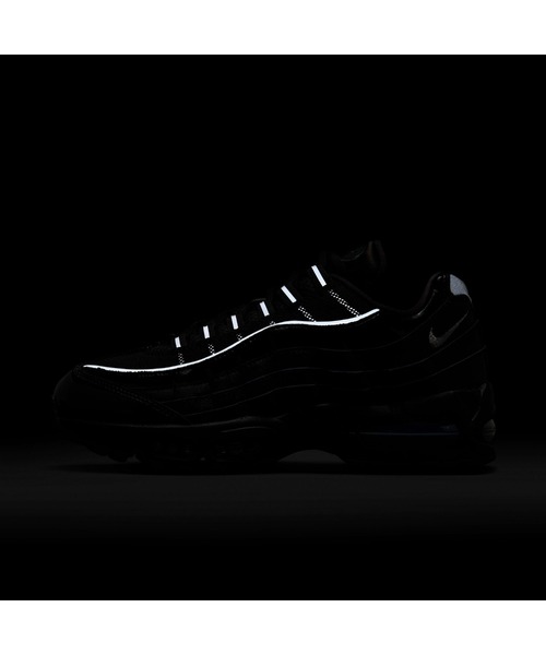 NIKE（ナイキ）の「NIKE Air Max 95 Big Bubble（ナイキ ウィメンズ エア マックス 95 ビッグ バブル）（スニーカー・レディース・ブラック系・27.5cm/28cm/28.5cm/29cm/24.5cm/25cm/25.5cm/26cm/26.5cm/27cm/23cm/23.5cm/24cm）」の12枚目の写真