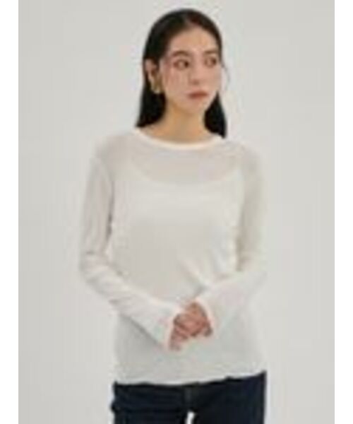 Mila Owen(ミラオーウェン)の「強撚シアーフライスロングTシャツ(Tシャツ/カットソー・レディース・ベージュ/グレー/ホワイト/ブラック・F)」の2枚目の写真
