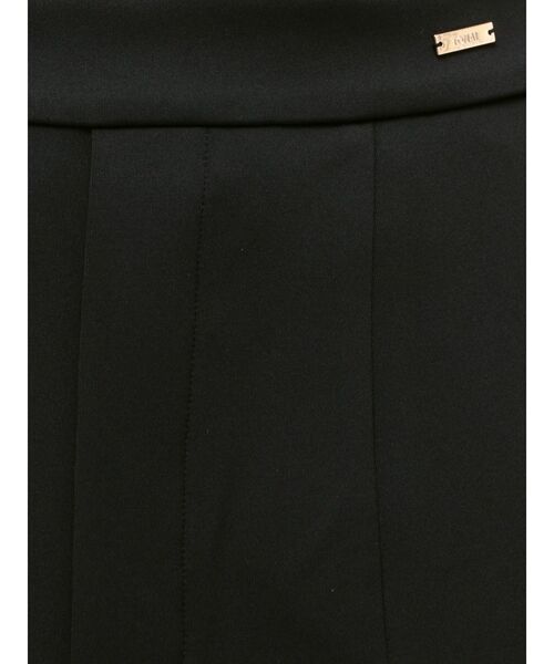TONAL(トーナル)の「360°ストレッチスリムテーパードスリットパンツ(スラックス・レディース・ライトグレー/ブラック/ネイビー・MEDIUM/LARGE/SMALL)」の11枚目の写真