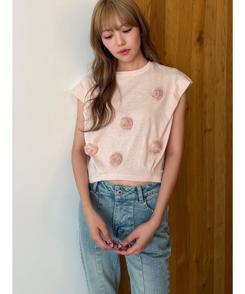 CALNAMUR(カルナムール)の「3Dローズトップス(Tシャツ/カットソー・レディース・イエロー/ホワイト/ピンク・FREE)」の8枚目の写真