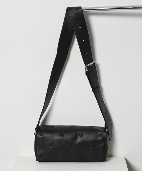 Firsthand(ファーストハンド)の「Firsthand/ファーストハンド COW LEATHER FLAP SOULDER BAG【限定展開】/レザーフラップショルダーバッグ ドット柄(ショルダーバッグ・レディース・ブラック/ブラック系その他・ONE SIZE)」の20枚目の写真