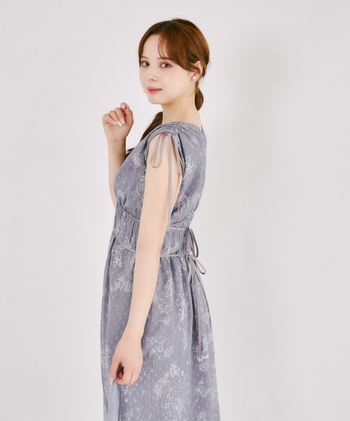 tocco closet（トッコ　クローゼット）の「リボン付きドロスト星座柄マキシワンピース（ワンピース・レディース・チャコールグレー/アイボリー・M）」の18枚目の写真