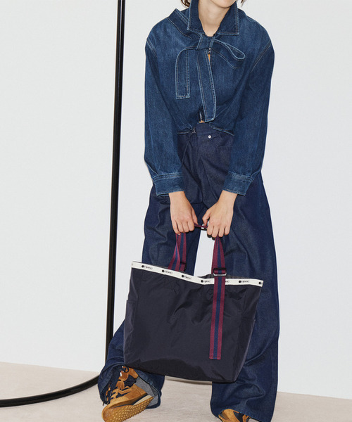LeSportsac(レスポートサック)の「LG HANDLE ADJ TOTE ディープシー/パープルネイビーウェビング(トートバッグ・レディース・ブルー・FREE)」の5枚目の写真