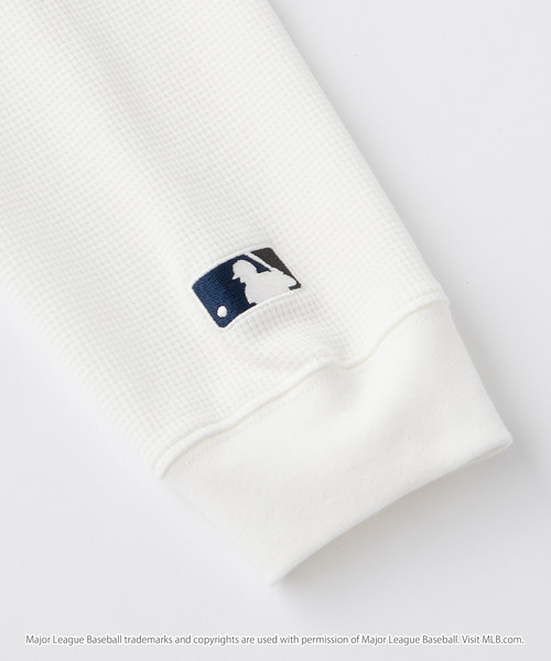 MLB(メジャーリーグベースボール)の「MLB/メジャーリーグベースボール 別注 ロゴ刺繍 ワッフルスリーブ フェイクレイヤードロンT(Tシャツ/カットソー・メンズ・ダークブラウン/スミクロ/ブラック/ネイビー/オートミール・S/M/L)」の21枚目の写真