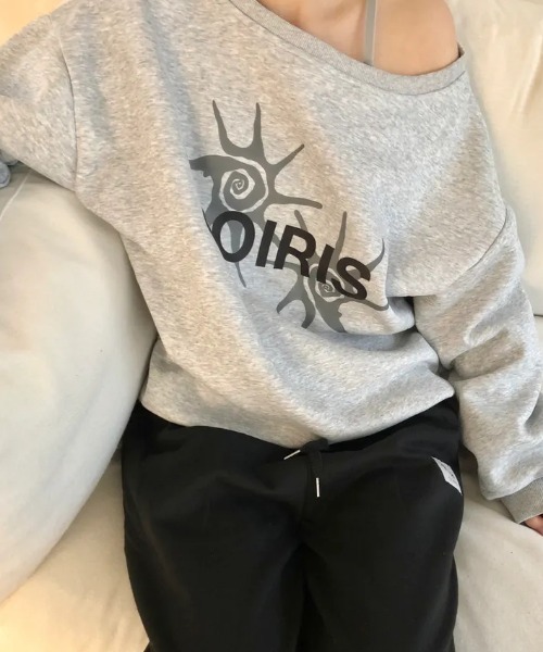 COIRIS(コイリス)の「◇COIRIS◇ブランド直輸入正規品/Haven ワンショルダースウェットシャツ Haven One Shoulder Sweatshirt(スウェット・レディース・グレー/ブラック・FREE)」の11枚目の写真
