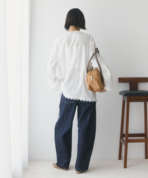 Firsthand(ファーストハンド)の「Firsthand/ファーストハンド レース切替え Vネック シャツ【限定展開】(シャツ/ブラウス・レディース・ホワイト/ブラック/その他・FREE)」の8枚目の写真
