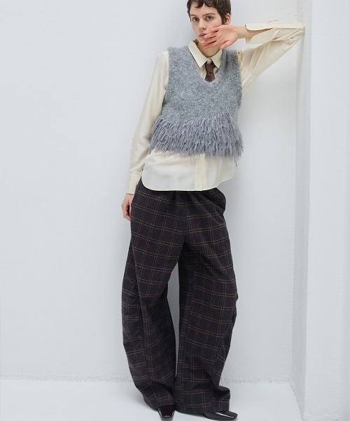 leinwande(ラインヴァンド)の「【leinwande】26AW新作 Twisting Volumed Trousers / ツイスティングボリュームトラウザー(その他パンツ・レディース・BROWN/Beige・MEDIUM/SMALL)」の5枚目の写真