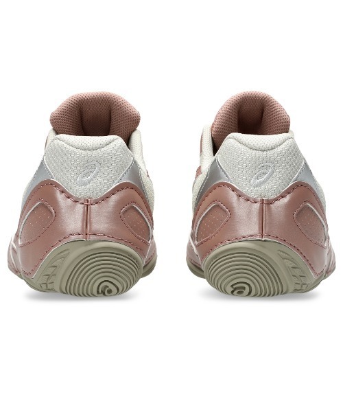 ASICS(アシックス)の「HYPERSYNC / ハイパーシンク(スニーカー・レディース・ピンク・28.5/22.5/26.5/29.5/23/25/24/26/25.5/27/28/29/24.5/27.5/23.5/30.5)」の2枚目の写真