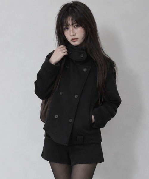 Aelina(エリナ)の「ステンカラーダブルブレスト裾絞りショートコート(ピーコート・レディース・チャコールグレー/ブラック・FREE)」の18枚目の写真
