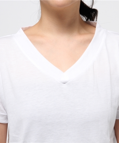 VENCEEXCHANGE（ヴァンスエクスチェンジ）の「ユルVネックTシャツ              （Tシャツ/カットソー・レディース・オフホワイト/グレー/オレンジ/コーラル/ブラック・MEDIUM）」の8枚目の写真