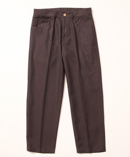 AMERICAN RAG CIE（アメリカンラグシー）の「スタプレ サージチノパンツ（チノパンツ・メンズ・ブラック/トップグレー/ダークブラウン・1/3/2）」の17枚目の写真