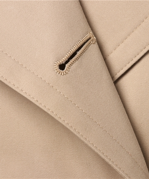 BLUE LABEL CRESTBRIDGE(ブルーレーベルクレストブリッジ)の「コットンギャバジン トレンチコート(トレンチコート・レディース・ベージュ/ネイビー・34/42)」の13枚目の写真
