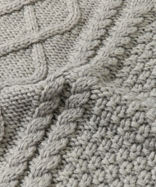 URBAN RESEARCH（アーバンリサーチ）の「ケーブルボリュームニット（ニット/セーター・レディース・オフホワイト/グレー/グリーン/イエロー・FREE）」の19枚目の写真