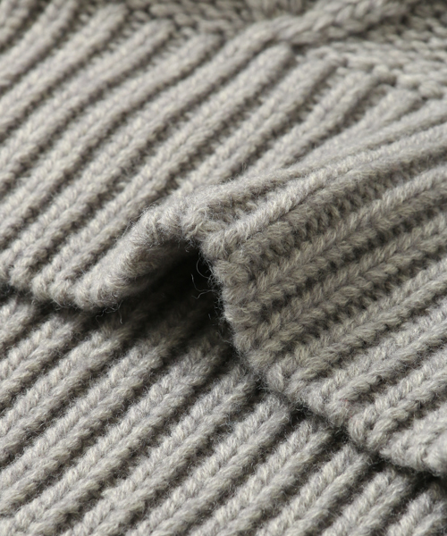 URBAN RESEARCH（アーバンリサーチ）の「ケーブルボリュームニット（ニット/セーター・レディース・オフホワイト/グレー/グリーン/イエロー・FREE）」の20枚目の写真